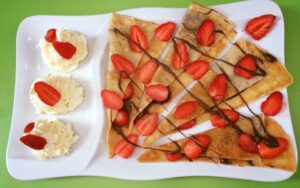 Café gourmand aux fraises